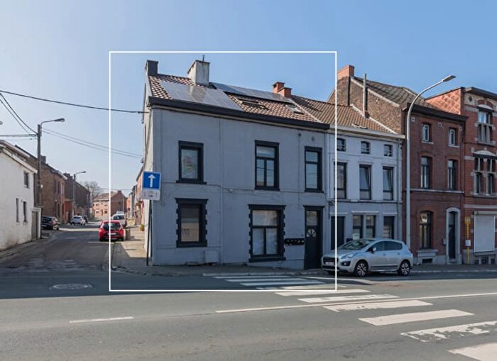 Maison 6 pièces à vendre - Chaussée de Lodelinsart, Charleroi