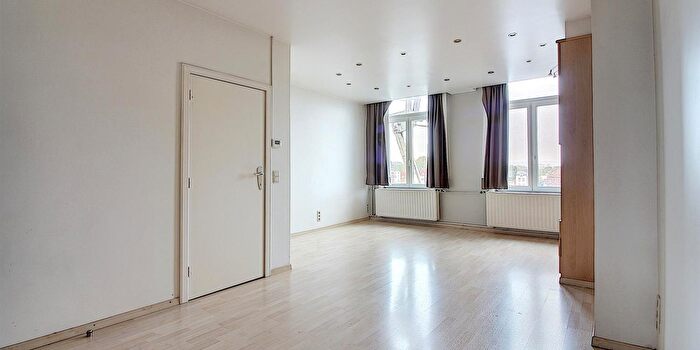 Appartement 2 pièces à louer à Tournai, Henegouwen
