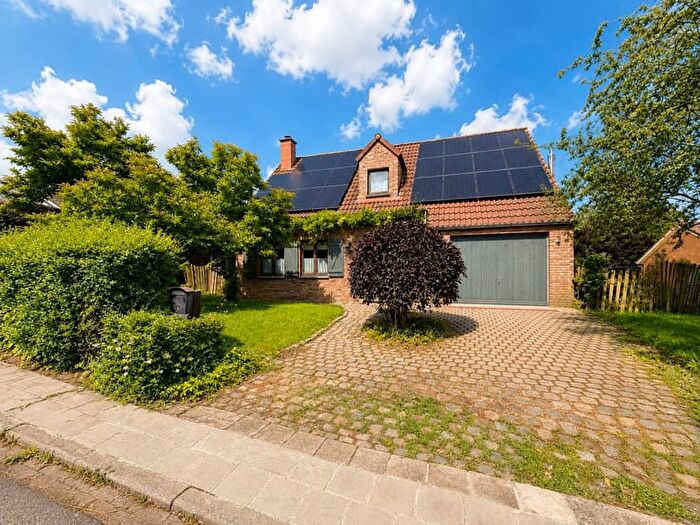 Avenue Robert Schuman, OTTIGNIES : Maison 3 pièces à vendre