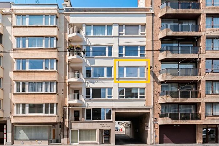 Koningsstraat, OOSTENDE : Appartement 1 pièce à vendre