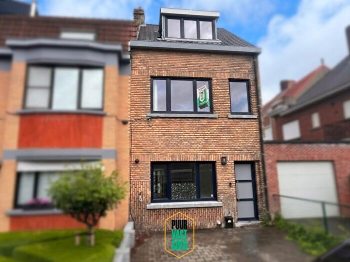Maison 3 pièces à vendre - Kanunnik Van Hoonackerstraat, Brugge