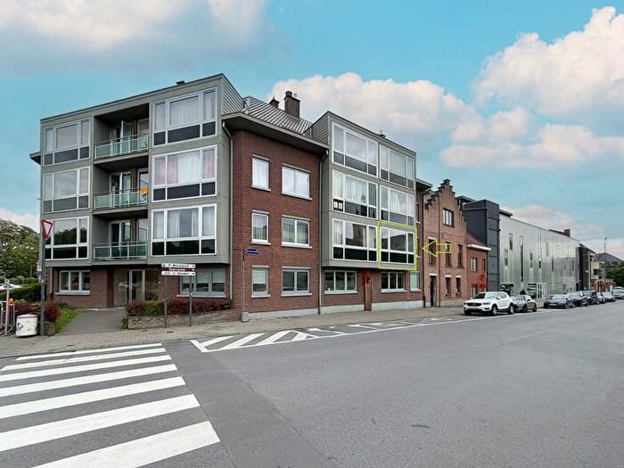 Appartement 1 pièce à louer - Possozplein, Halle