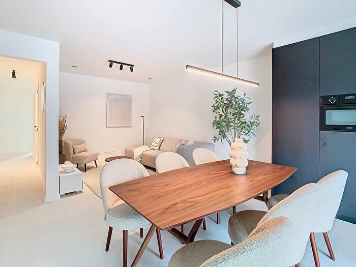 Korenstraat, Bilzen : Appartement 9 pièces à vendre