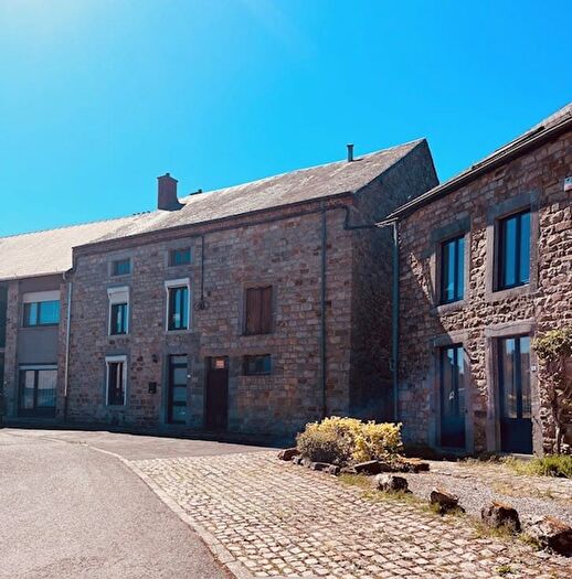 Maison 4 pièces à Rue De Vierves, Viroinval, à vendre