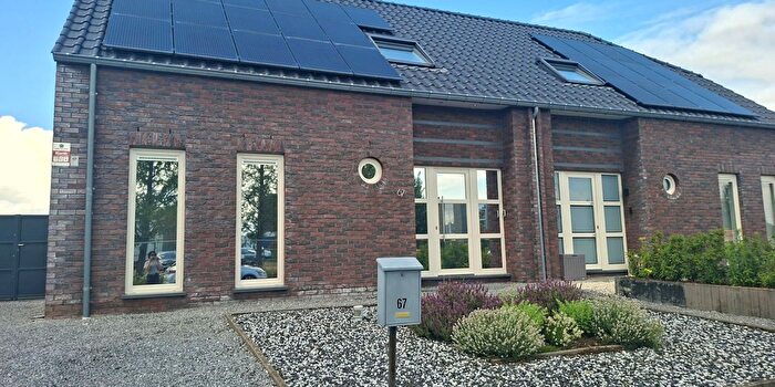 Canadastraat, Maaseik : Maison 3 pièces à louer