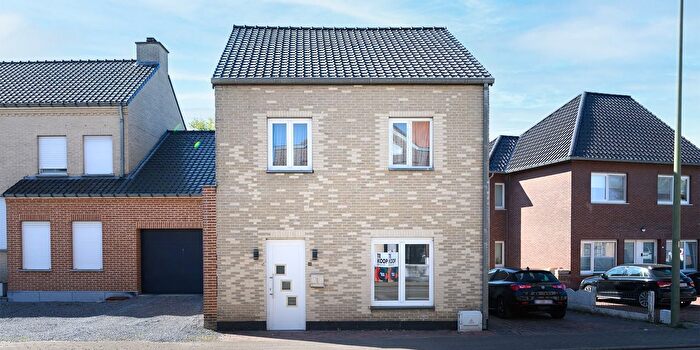 Steenweg, As : Maison 3 pièces à vendre