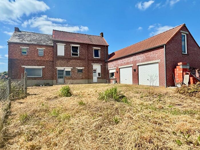 Maison 4 pièces à Gros Chêne, Wodecq, à vendre