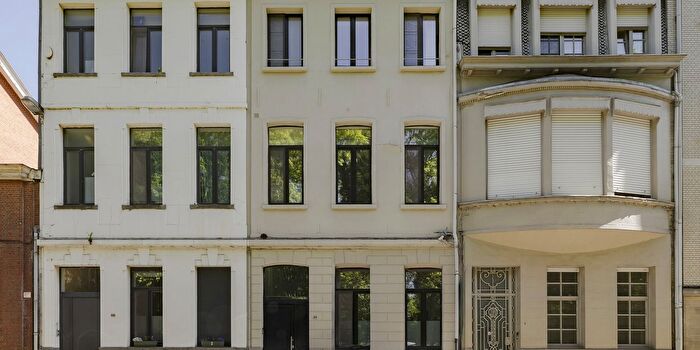 Antwerpen, Antwerpen : Maison 5 pièces à vendre