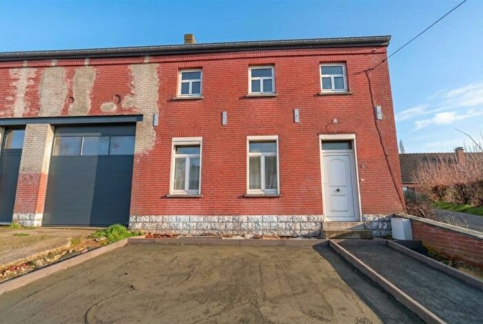 Rue des Communes, THOREMBAISSAINTTROND : Maison 2 pièces à vendre
