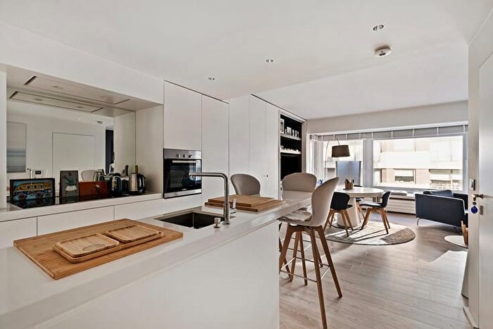 Appartement 8 pièces à Ebbestraat, KnokkeHeist, à vendre