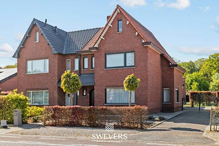 Maison 1 pièce à O L Vrouwstraat, HeusdenZolder, à vendre
