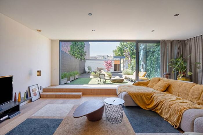 Maison 3 pièces à vendre - Rueelstraat, Maaseik