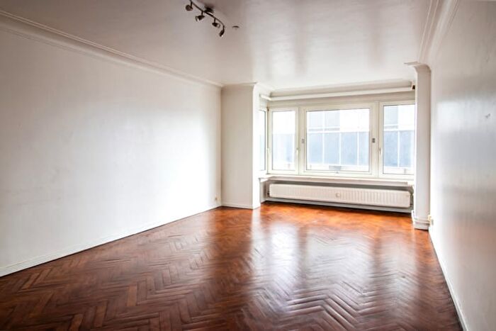 Place Sylvain Dupuis, liege - Appartement 1 pièce à louer