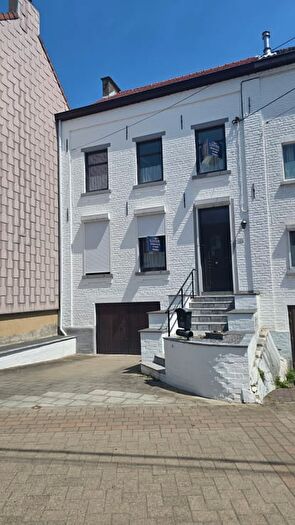 Rue De La Résistance, CourtSaintétienne : Maison 3 pièces à vendre