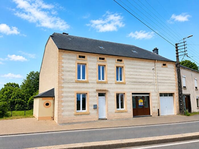 Maison 3 pièces à Rue Albert er, Chiny, à vendre