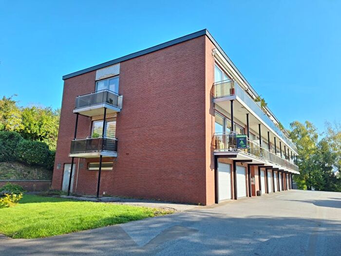 Clos Des Houx, A - Appartement 7 pièces à vendre