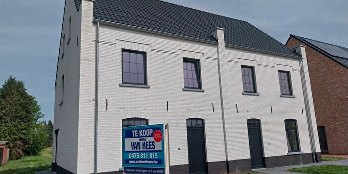 Maison 5 pièces à vendre à Emiel Verhaerenstraat, Leopoldsburg