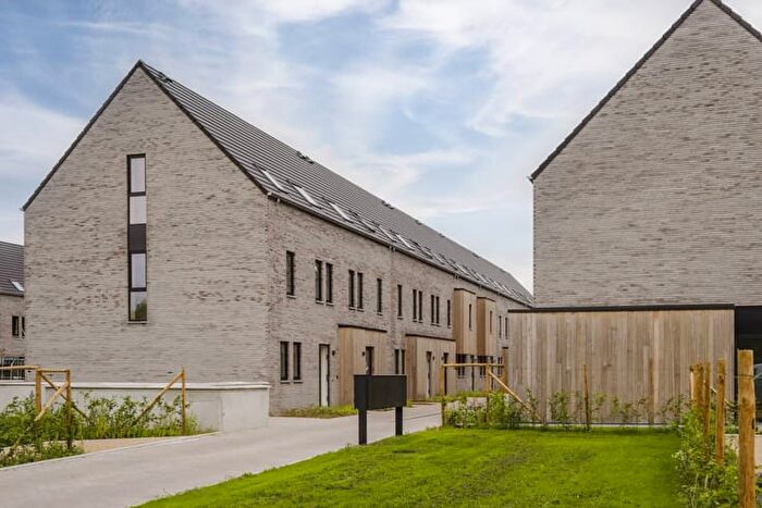 Maison 4 pièces à Weggevoerdenlaan, Harelbeke, à louer