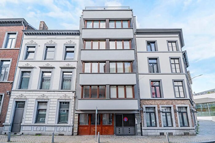 Rue Trappé, E : Appartement 7 pièces à vendre