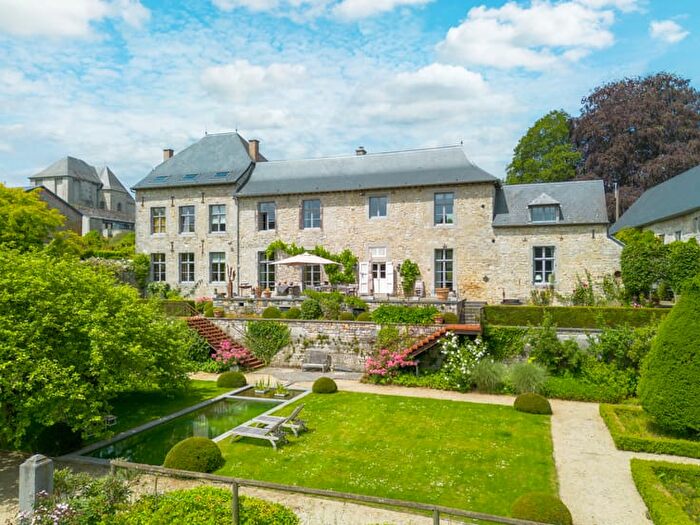 Maison 10 pièces à vendre à Rue du Village, Modave
