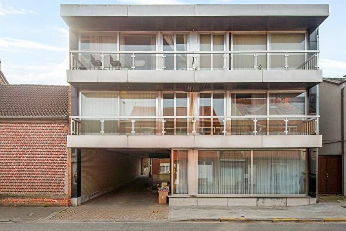 Maison 10 pièces à vendre à Houtmarktstraat, LIEDEKERKE