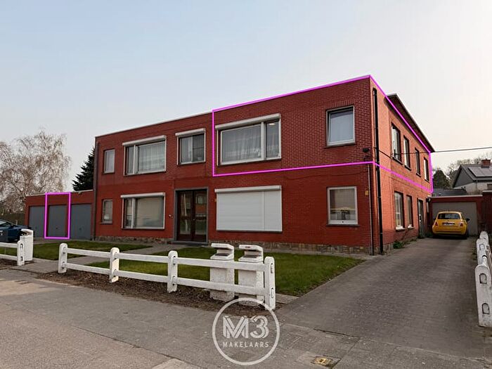 Appartement 6 pièces à Zandstraat, Haasdonk, à louer