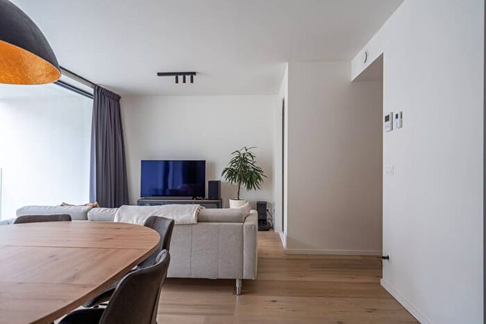 Appartement 2 pièces à vendre à Henri Lebbestraat, Waregem