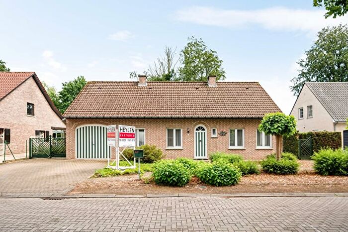 Maison 5 pièces à vendre à Dennenlaan, Averbode