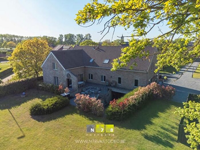 Maison 5 pièces à Maaseik, à vendre