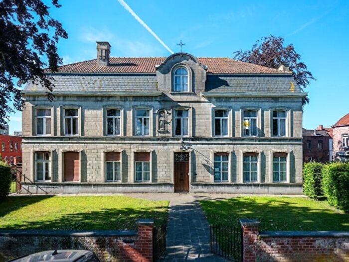 Maison 7 pièces à vendre à Kerkstraat, Izegem