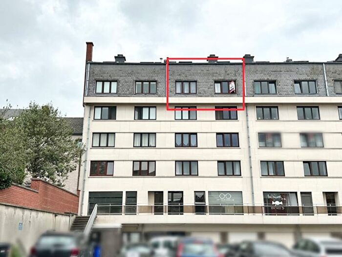 Appartement 9 pièces à Rue du Coquelet, G, à louer