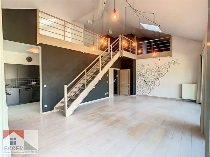 Appartement 3 pièces à Chaussée de Tervueren A, WATERLOO, à louer