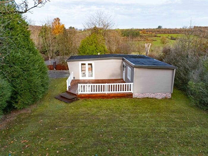 Val meleye LOT, N : Maison 2 pièces à vendre