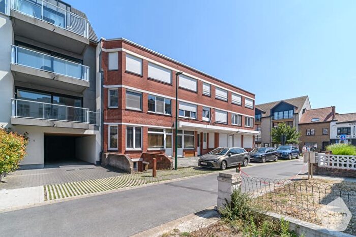 Barkenlaan, De Panne : Appartement 5 pièces à vendre