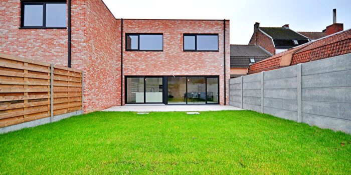 Maison 4 pièces à Huttegemstraat, Avelgem, à vendre
