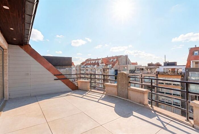 Appartement 4 pièces à Lippenslaan, KNOKKE, à louer