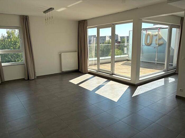 Appartement 2 pièces à louer - Rue Du Pont Canal, Mons