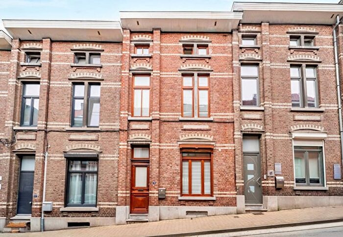 Rue des Poulées, NIVELLES : Maison 4 pièces à vendre