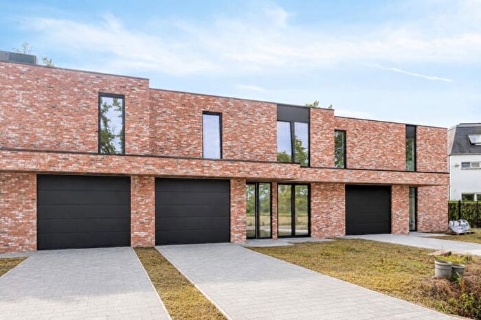 Maison 4 pièces à vendre à ZestienBundersstraat, Woning