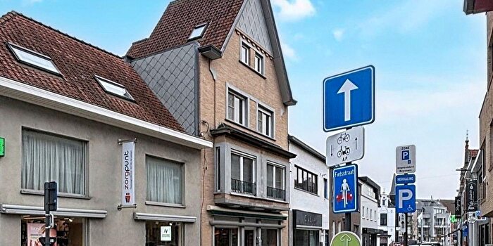 Maison 3 pièces à vendre à Koningin Elisabethstraat, Kuurne