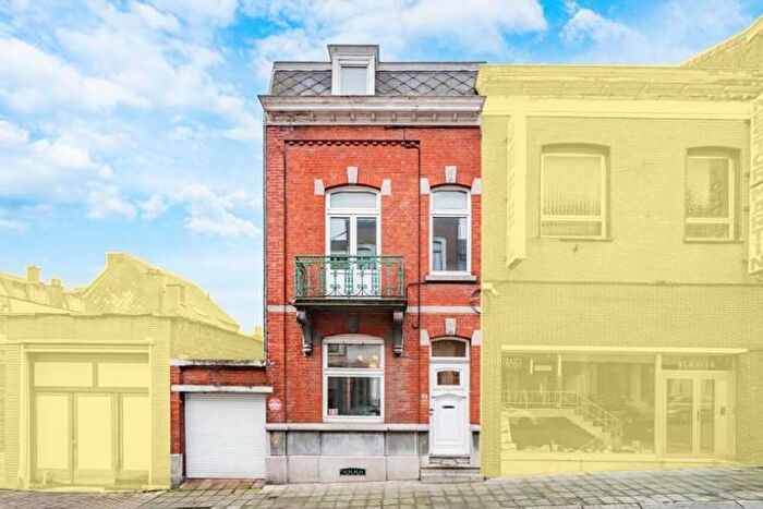 Rue Astrid, B : Maison 17 pièces à vendre