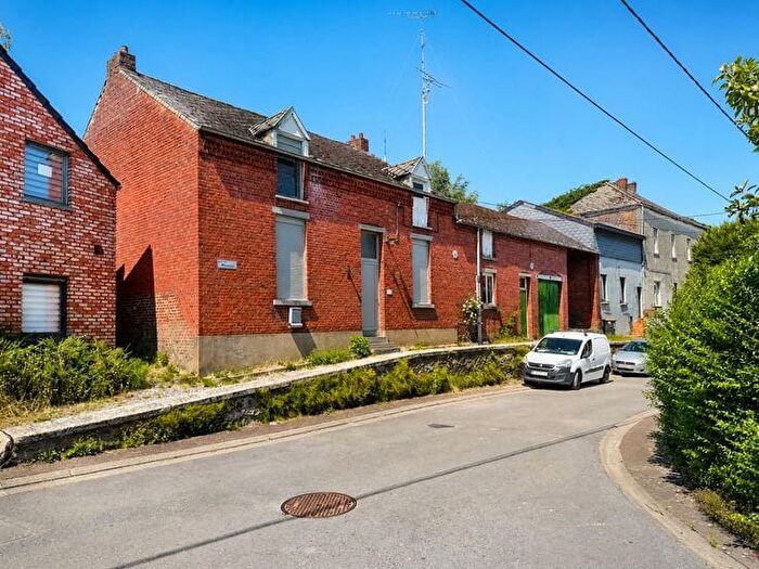 Maison 5 pièces à Rue de l'abreuvoir, Havay, à vendre