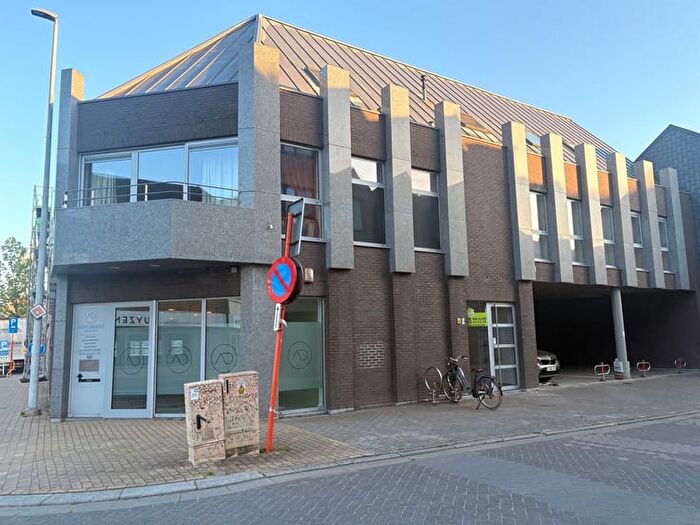 Appartement 2 pièces à Processiestraat, SINTGILLISDENDERMONDE, à louer