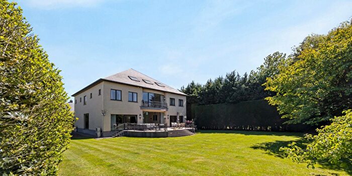 Maison 6 pièces à Jean Louis Cautreelslaan, Wilrijk, à vendre