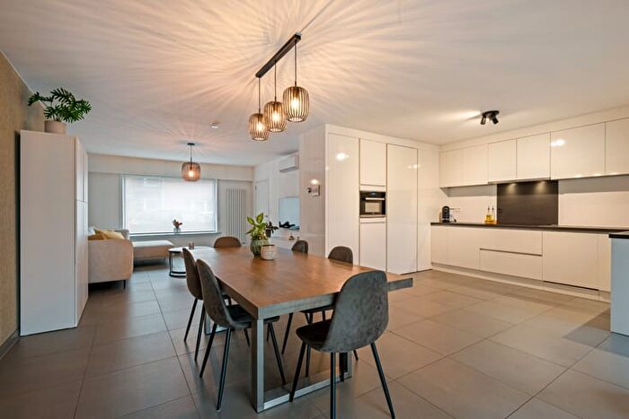 Maison 4 pièces à Van Hesedreef, Zele, à vendre