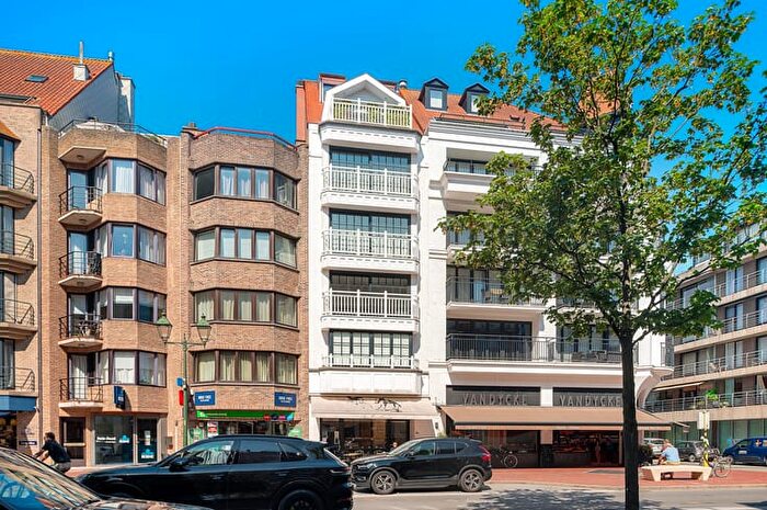 Appartement 14 pièces à Lippenslaan, KnokkeHeist, à vendre