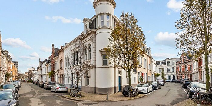 Tweelingenstraat, Antwerpen : Maison 3 pièces à vendre