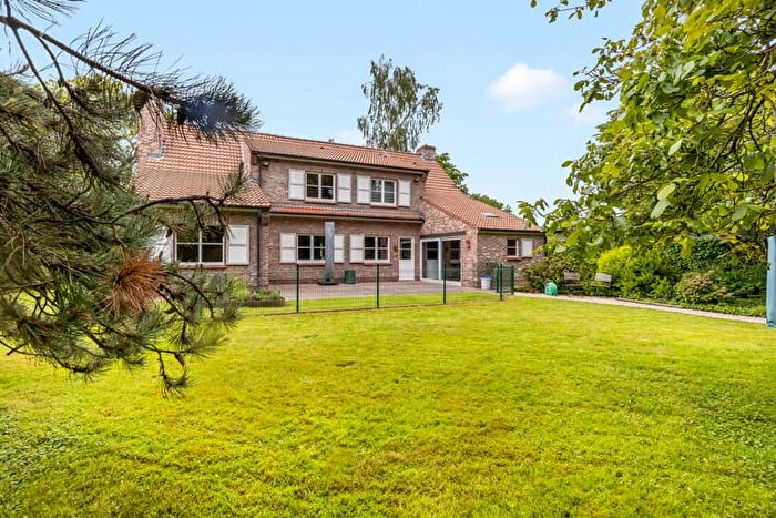 Maison 6 pièces à Koersveldlaan, De Pinte, à vendre