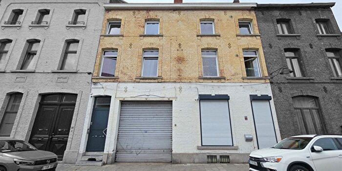 Mons, Henegouwen : Appartement 4 pièces à vendre
