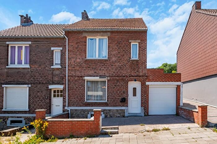 Maison 14 pièces à vendre - Rue Du Jeu De Balle, MarchienneauPont